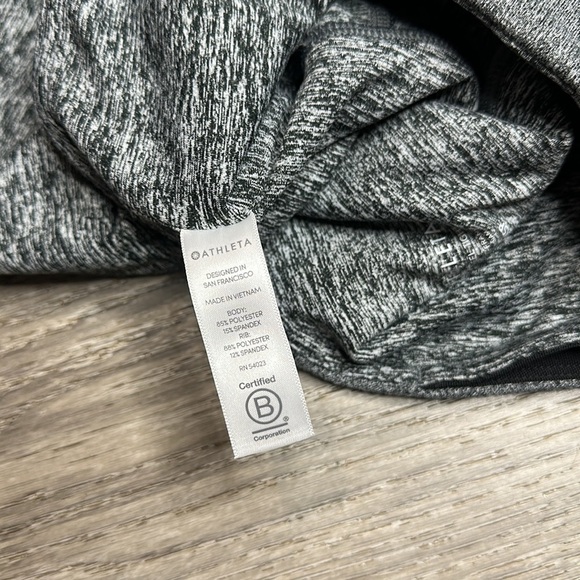 NEW Athleta Women’s Exhale Stash Pocket Heel Tight Leggings Spacedye Gray Sz XSP - Picture 14 of 14